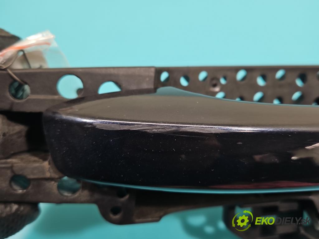 Audi A6 C7 2011-2018 3.0 tdi 204 hp automatic 150 kW 2967 cm3 4- klika přední levé 4H1837885 (Vnější přední levá klika dveří)