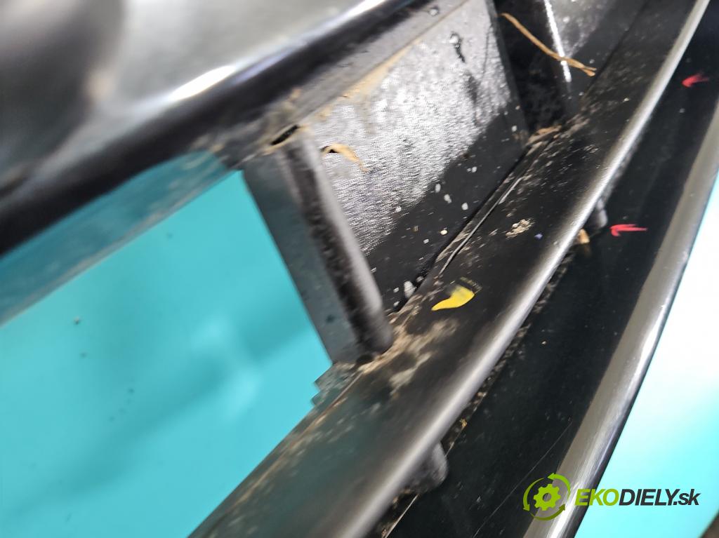 Bmw 3 E46 1998-2007 1.8 116 hp manual 85 kW 1796 cm3 3- nárazník přední  (Klika dveří ostatní)