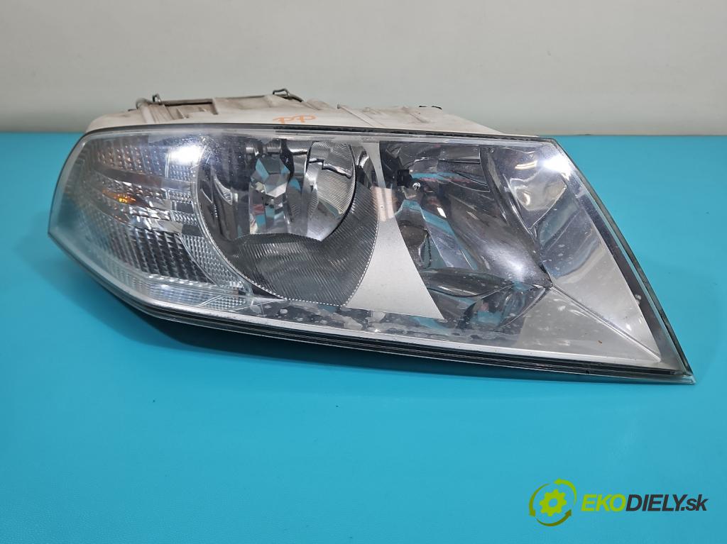 Skoda Octavia II 2004-2013 1.9 tdi 105 HP manual 77 kW 1896 cm3 5- Reflektor: pravý  (Svetlo predné pravé)
