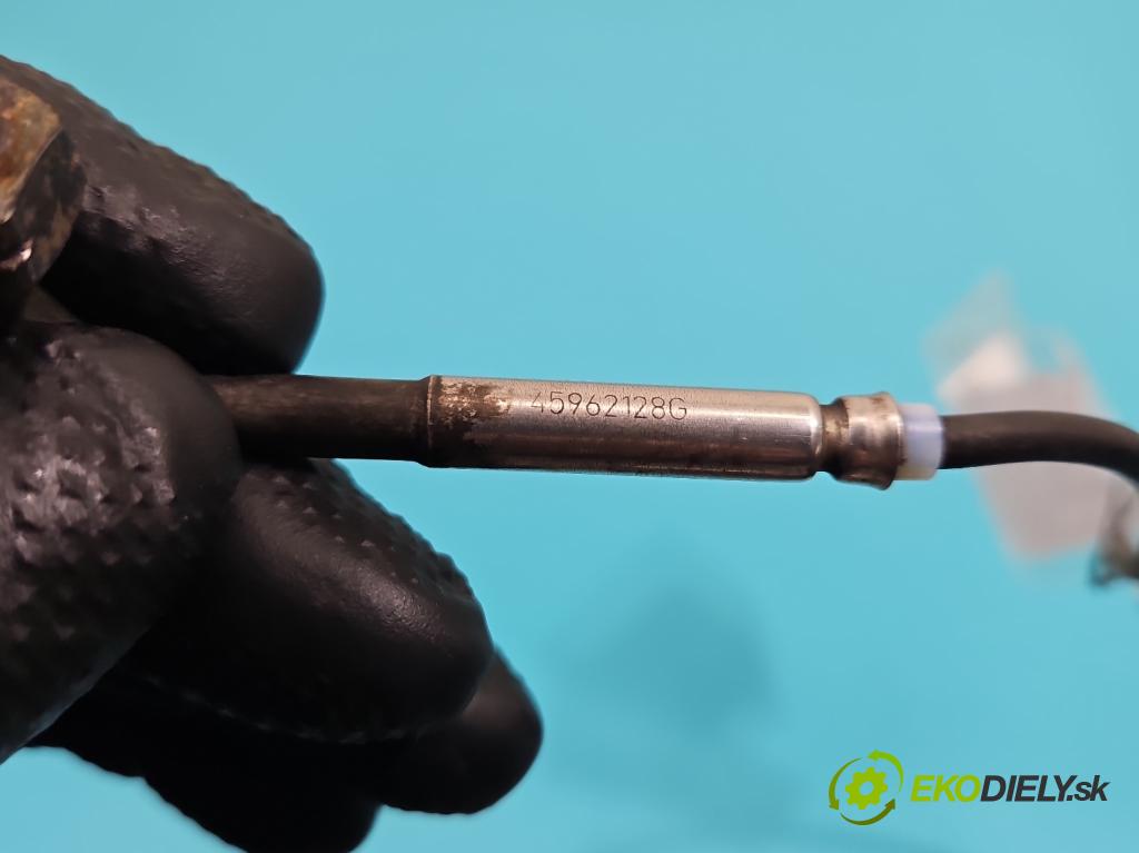 Jeep Grand Cherokee WK2 IV 2010-2021 3.0 CRD 241KM automatic 177 kW 2987 cm3 5- snímač teploty: výfukové 45962128G (Snímač)