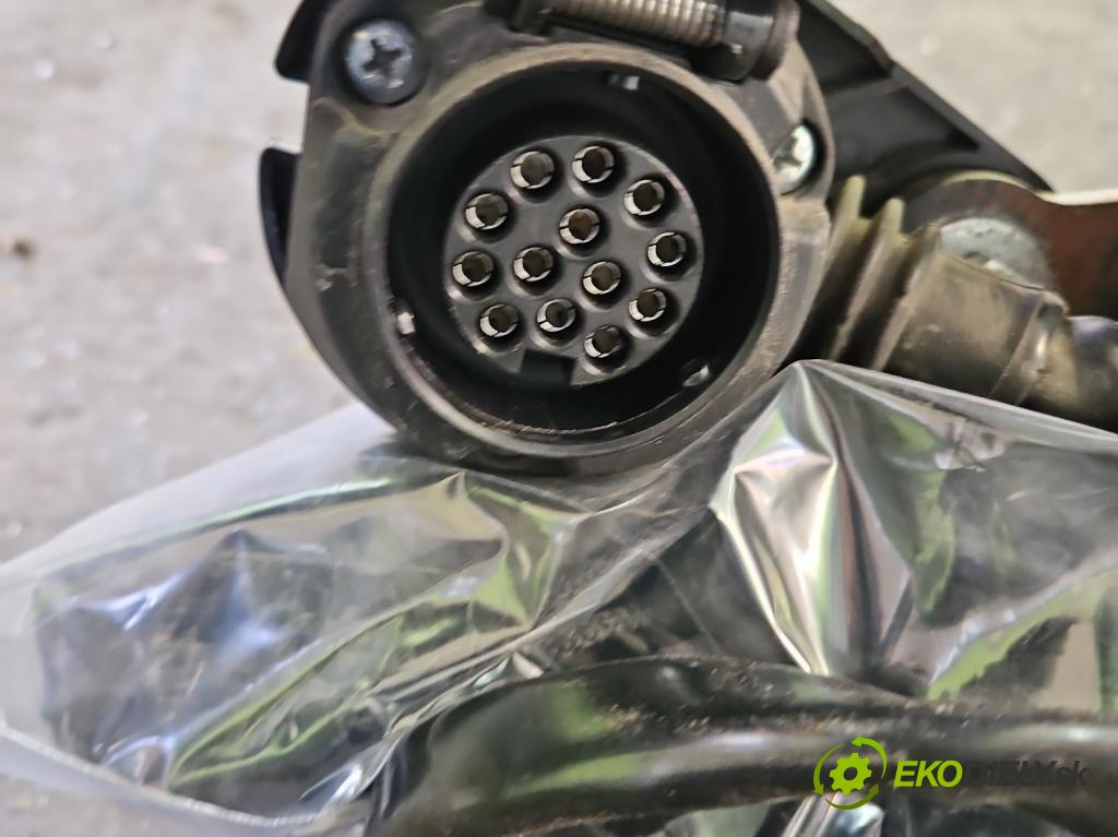 Skoda Superb III 2015-2024 2.0 tdi 190 hp automatic 140 kW 1968 cm3 5- oko tažné  (Tažné zařízení)