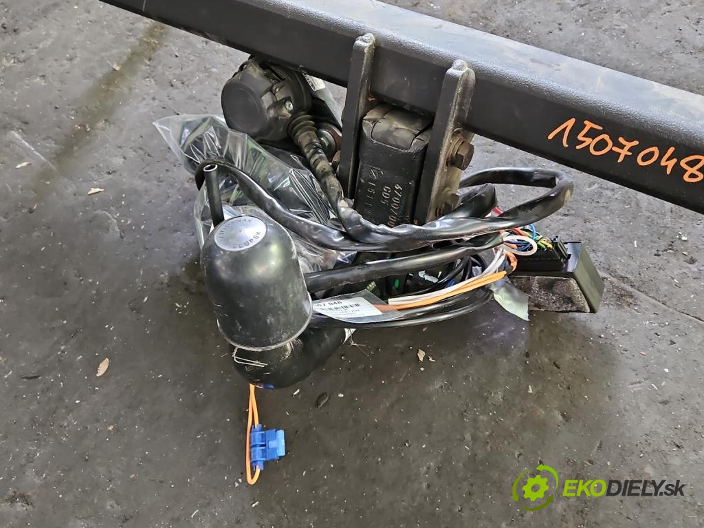 Skoda Superb III 2015-2024 2.0 tdi 190 hp automatic 140 kW 1968 cm3 5- oko tažné  (Tažné zařízení)