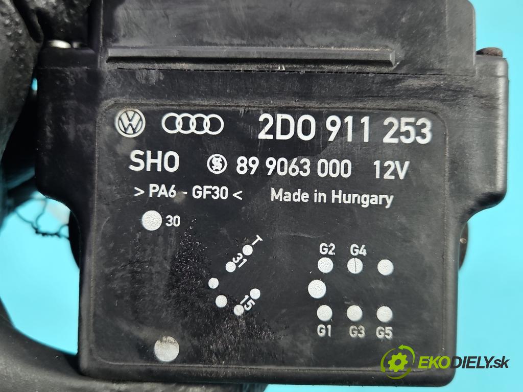 Vw LT II 1996-2006 2.5 tdi 95 HP manual 70 kW 2461 cm3 5- Relé: svíčky: zařicích: 2D0911253 (Relé)