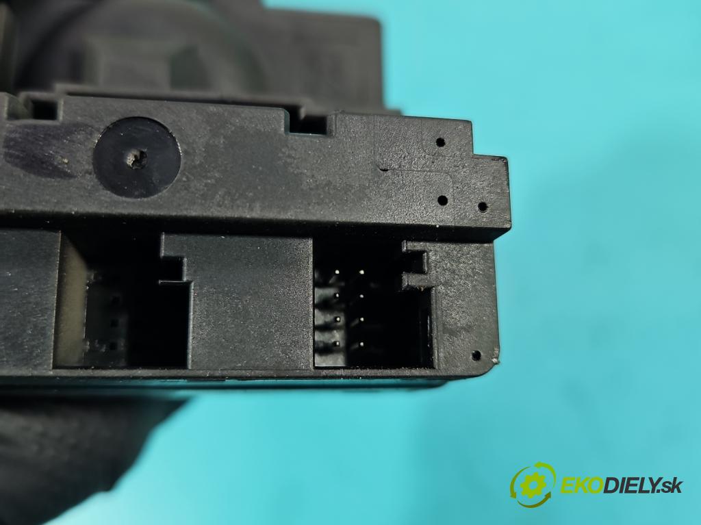 Vw Crafter 2006-2016 2.5 tdi 136 HP manual 100 kW 2461 cm3 4- Spínačka A9069002000 (Spínacia skrinka)