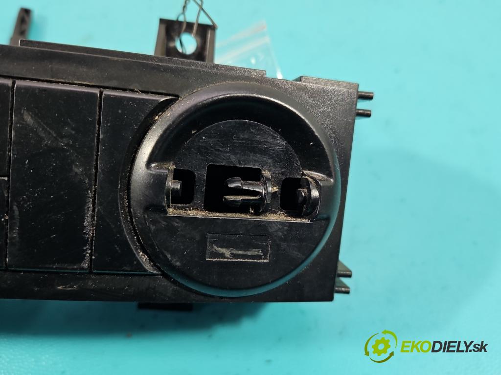 Vw Crafter 2006-2016 2.5 tdi 136hp manual 100 kW 2461 cm3 4- palubní deska panel topení 2E0919158
