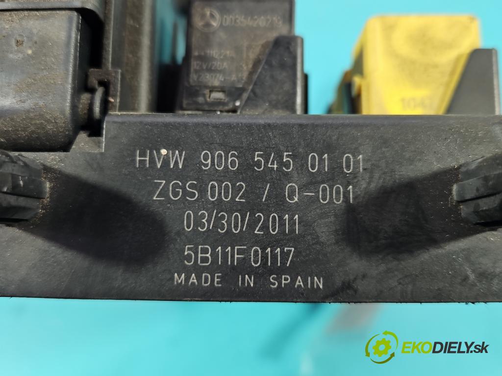 Vw Crafter 2006-2016 2.5 tdi 136hp manual 100 kW 2461 cm3 4- skříňka pojistková A9069004600 (Pojistková skříňka)