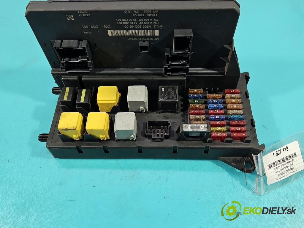 Vw Crafter 2006-2016 2.5 tdi 136hp manual 100 kW 2461 cm3 4- skříňka pojistková A9069004600 (Pojistková skříňka)