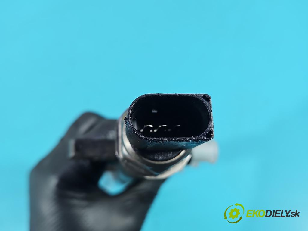 Vw Crafter 2006-2016 2.5 tdi 136 HP manual 100 kW 2461 cm3 4- lišta vstrekovacia 076130093C (Vstrekovacia lišta)