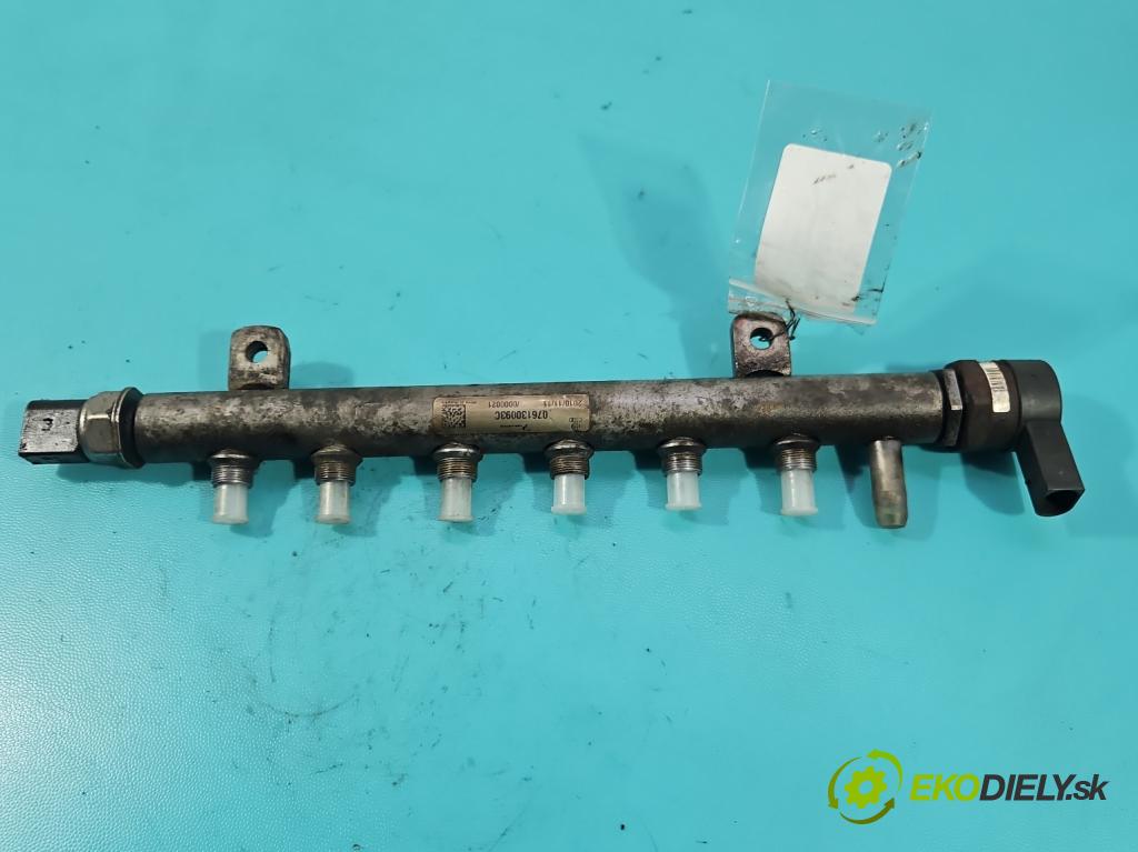 Vw Crafter 2006-2016 2.5 tdi 136 HP manual 100 kW 2461 cm3 4- lišta vstrekovacia 076130093C (Vstrekovacia lišta)