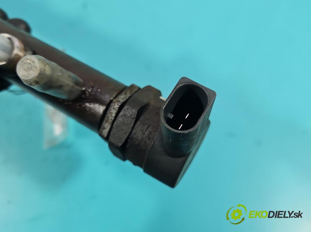 Vw Crafter 2006-2016 2.5 tdi 136 HP manual 100 kW 2461 cm3 4- lišta vstrekovacia 076130093C (Vstrekovacia lišta)