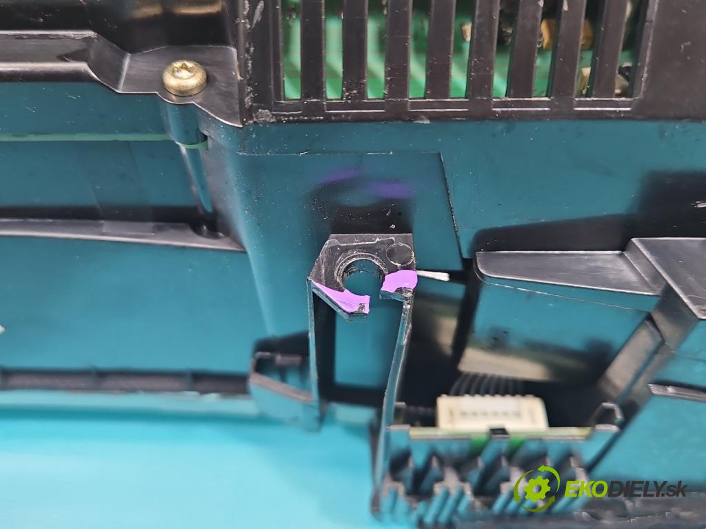 Audi A4 B6 2000-2004 1.9 tdi 131 HP manual 96 kW 1896 cm3 4- prístrojovka/ budíky 0263626020 (Prístrojová doska)