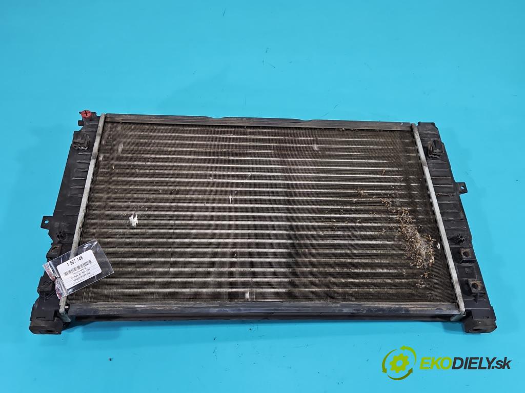 Vw Passat B5 1995-2005 1.6 8V 101 hp manual 74 kW 1595 cm3 4- Chladič vody  (Vodní chladič)