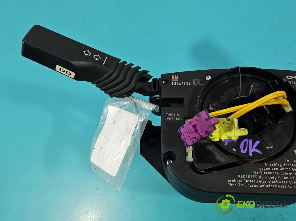 Opel Vectra C 2002-2008 2.2 16V 147 HP manual 108 kW 2198 cm3 5- Spínačka 13162134 (Spínacia skrinka)