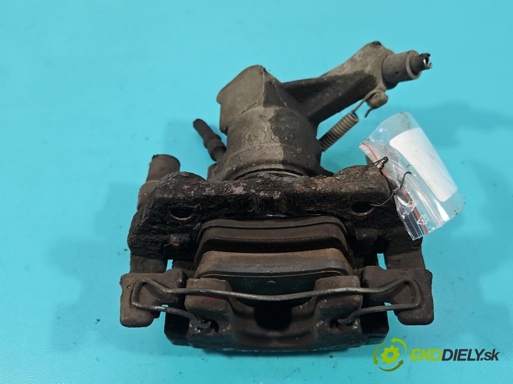 Opel Vectra C 2002-2008 2.2 16V 147 hp manual 108 kW 2198 cm3 5- brzdič zadní levý  (Klika dveří ostatní)