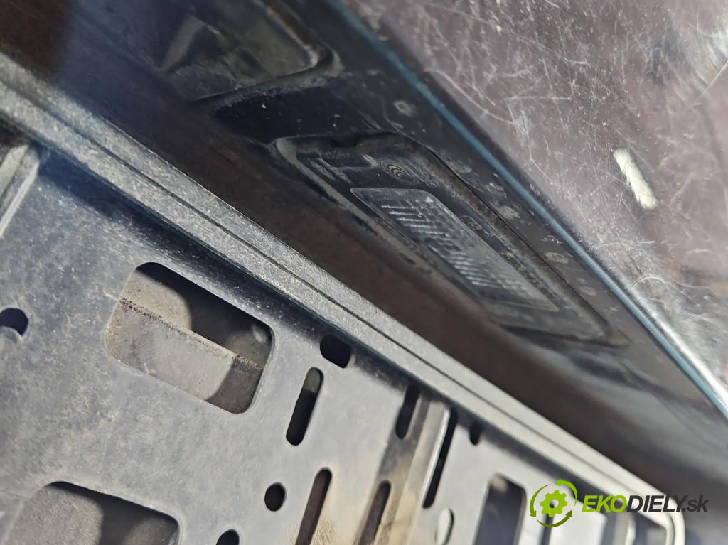 Vw Golf plus 1.9 tdi 105 hp manual 77 kW 1896 cm3 5- zadní kufrové dveře  (Zadní kapota (kufr))