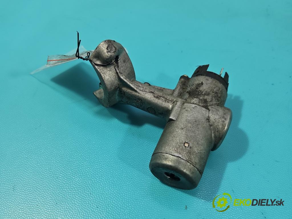 Nissan Micra K11 1992-2003 1.0 16V 60 HP manual 44 kW 998 cm3 5- Spínačka  (Spínacia skrinka)