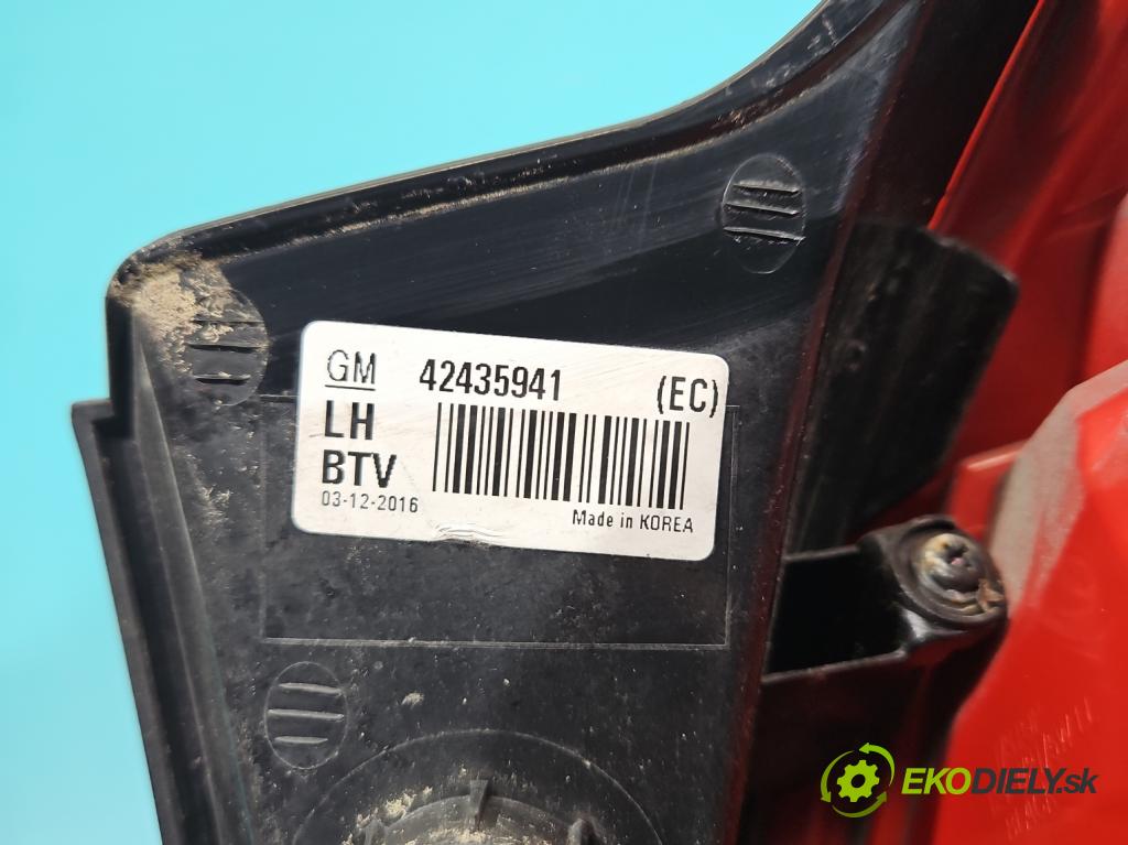 Opel Mokka A 2012-2019 1.4 T 140 HP manual 103 kW 1364 cm3 5- svetlo / reflektor zadné ľavé 42435941 (Kľučka dverí ostatné)