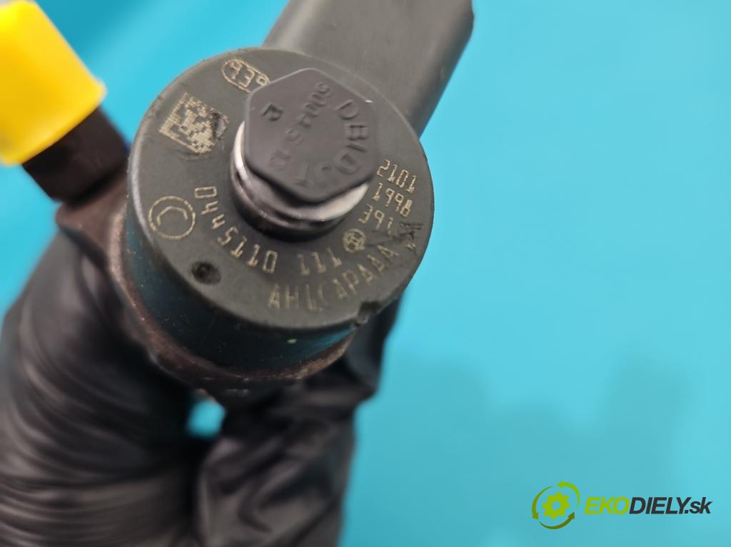 Alfa romeo 156 1.9 JTD 140 HP manual 103 kW 1910 cm3 5- vstrek 0445110111 (Vstrekovač paliva)