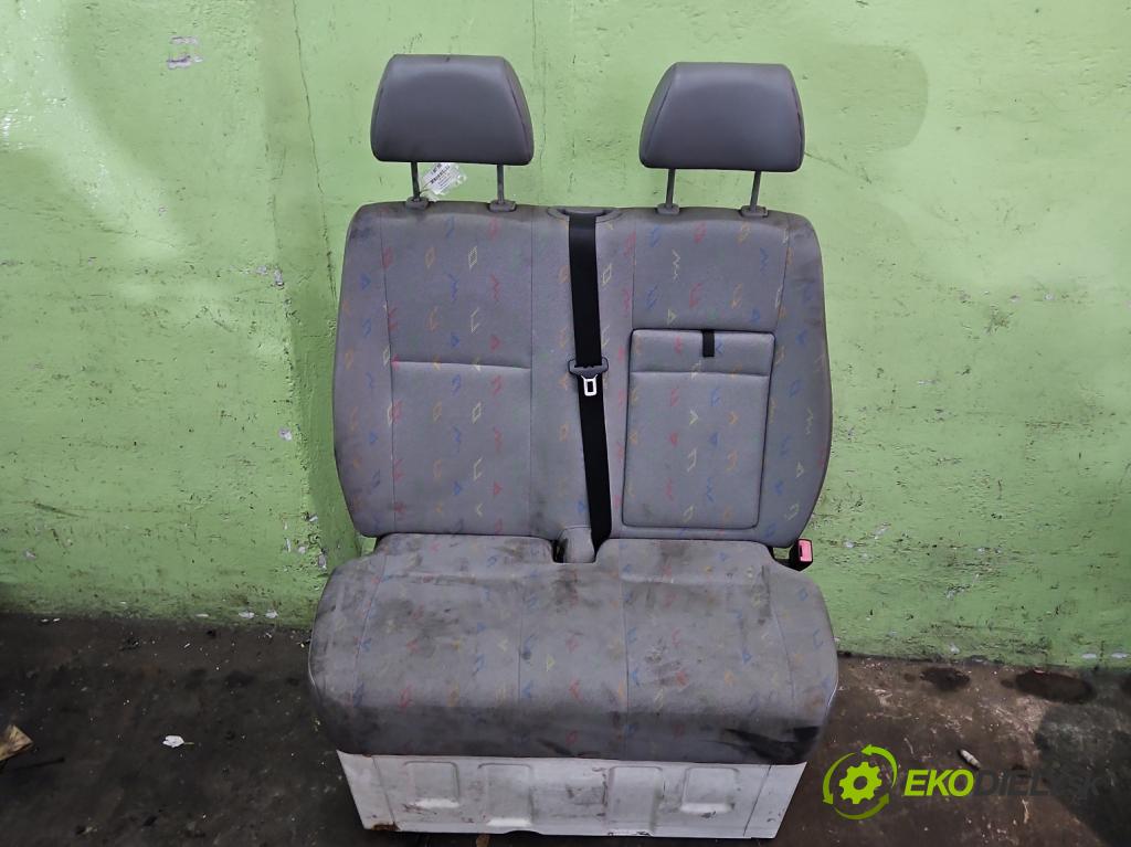 Vw Crafter 2006-2016 2.5 tdi 136 HP manual 100 kW 2461 cm3 4- Sedačka pravý  (Sedadlo)