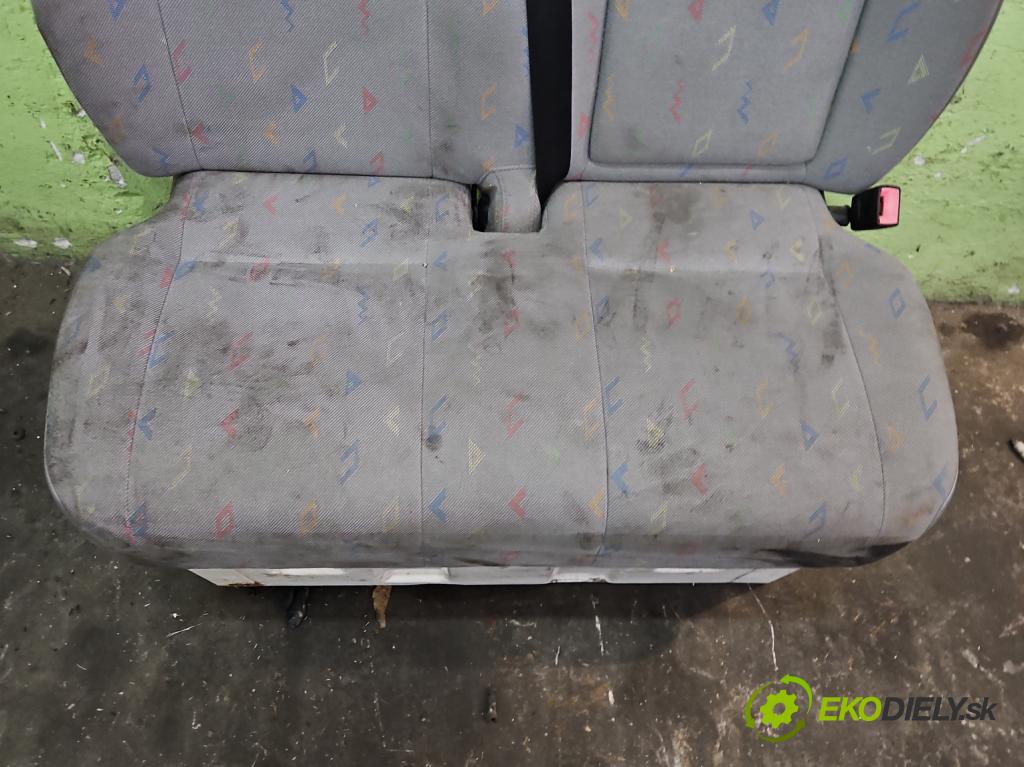 Vw Crafter 2006-2016 2.5 tdi 136 HP manual 100 kW 2461 cm3 4- Sedačka pravý (Sedadlo)