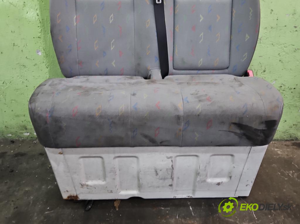 Vw Crafter 2006-2016 2.5 tdi 136 HP manual 100 kW 2461 cm3 4- Sedačka pravý (Sedadlo)