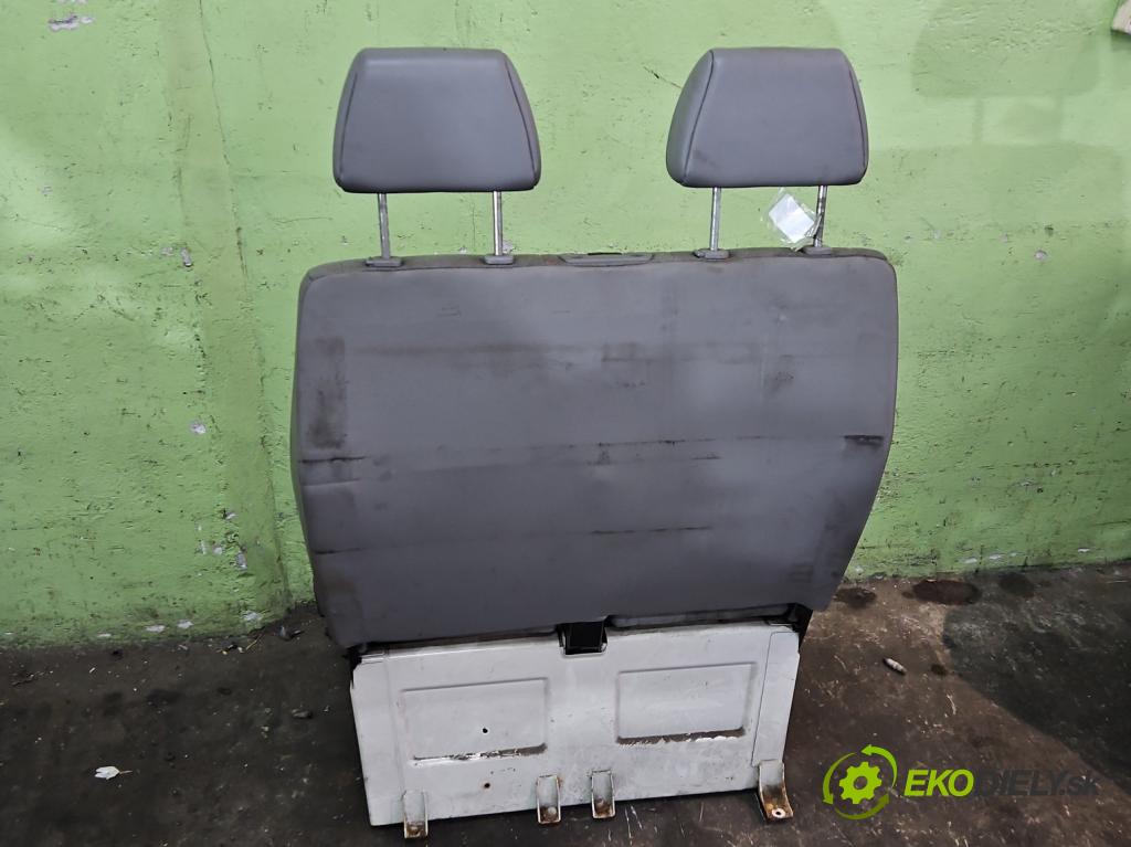 Vw Crafter 2006-2016 2.5 tdi 136 HP manual 100 kW 2461 cm3 4- Sedačka pravý (Sedadlo)
