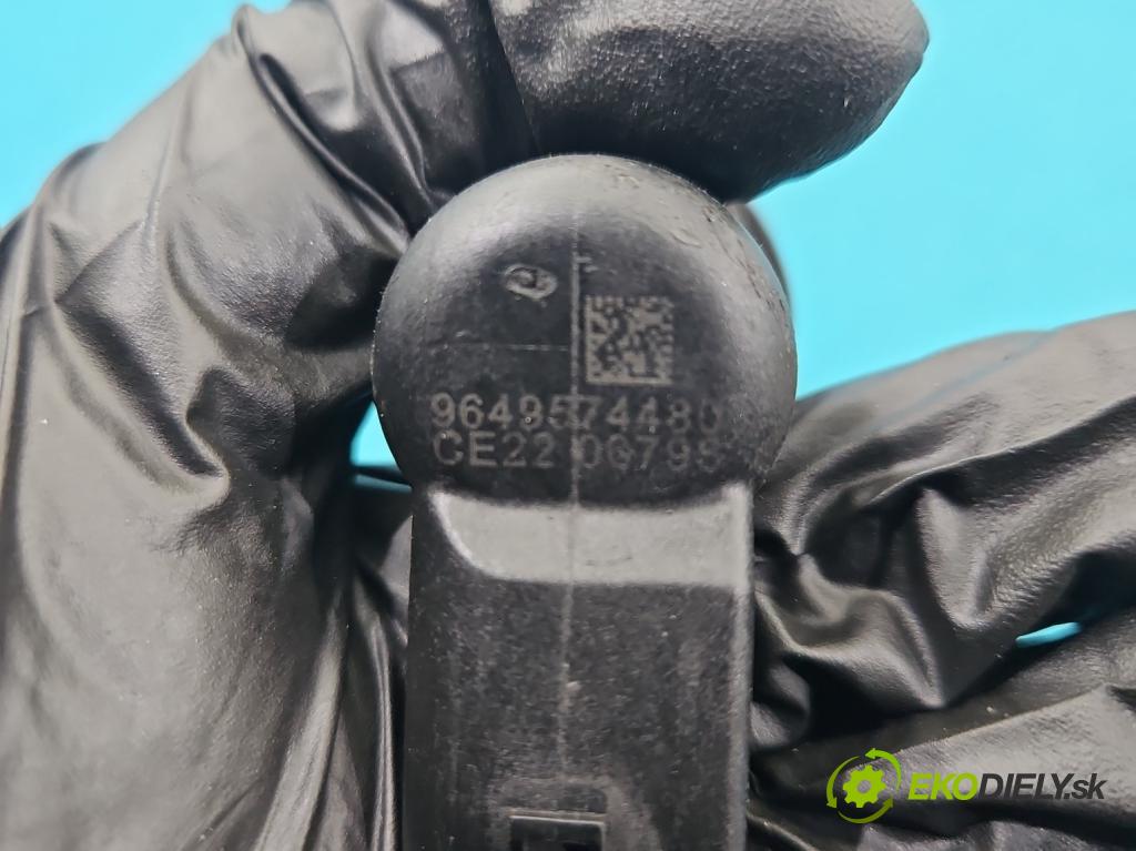 Citroen C3 I 2002-2009 1.4 hdi 68 HP manual 50 kW 1398 cm3 5- vstrek 9649574480 (Vstrekovač paliva)