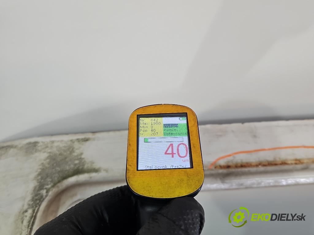 Vw LT II 1996-2006 2.5 tdi 109 HP manual 80 kW 2461 cm3 5- kapota predná