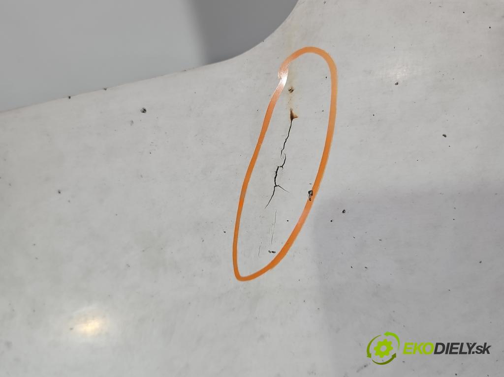 Vw LT II 1996-2006 2.5 tdi 109 HP manual 80 kW 2461 cm3 5- kapota predná