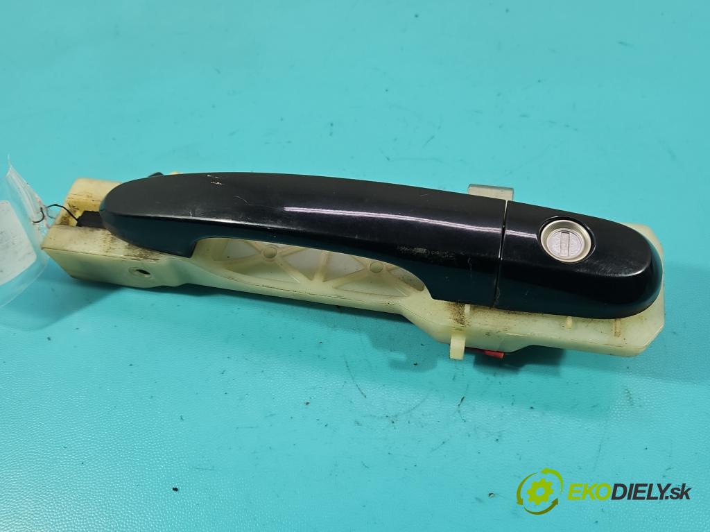 Kia Sportage II 2004-2010 2.0 16V 141 HP manual 104 kW 1975 cm3 5- rukoväť predné ľavé mimo:  (Kľučka dverí vonkajšia predná ľavá)