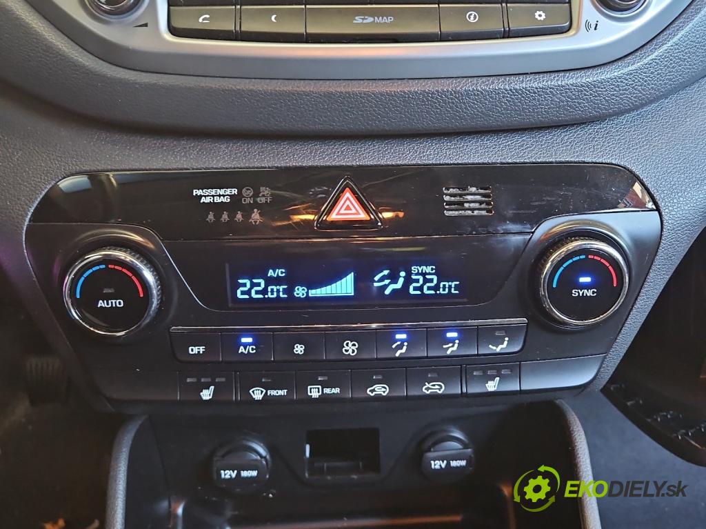 Hyundai Tucson III 2015-2020 1.6 GDI 132 hp manual 97 kW 1591 cm3 5- palubní deska panel topení 97250-D7231