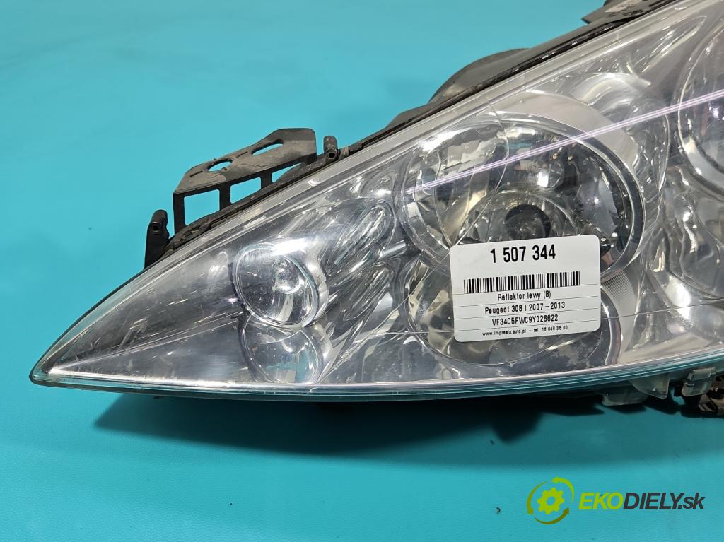 Peugeot 308 I 2007-2013 1.6 16V 120 HP manual 88 kW 1598 cm3 5- Reflektor: ľavý 9656162580 (Kľučka dverí ostatné)