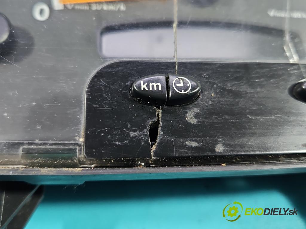 Mercedes Sprinter I 1995-2006 2,2.0 cdi 82 HP manual 60 kW 2148 cm3 5- prístrojovka/ budíky A0004466921 (Prístrojová doska)