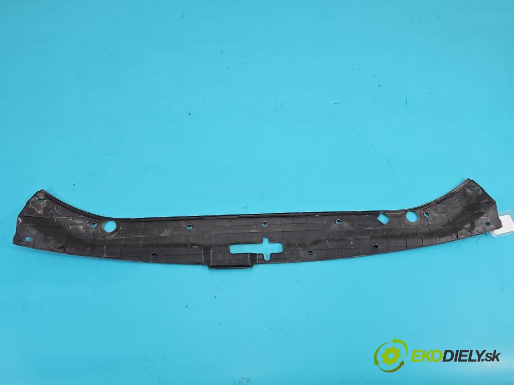 Kia Sportage II 2004-2010 2.0 16V 141 hp manual 104 kW 1975 cm3 5- kryt plastová 86361-1F000