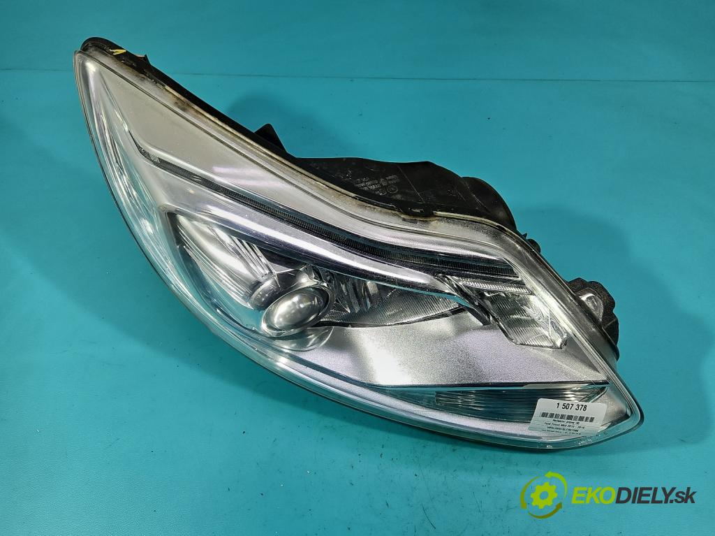 Ford Focus Mk3 2010-2018 1.6 tdci 116 hp manual 85 kW 1560 cm3 5- světlo pravý  (Pravé přední světlo)