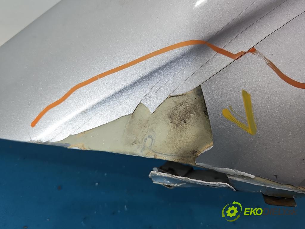 Mercedes CLS II C218 2010-2018 3.0 cdi (642853) 265KM automatic 195 kW 2987 cm3 4- blatnik přední levý  (Levý přední blatník)