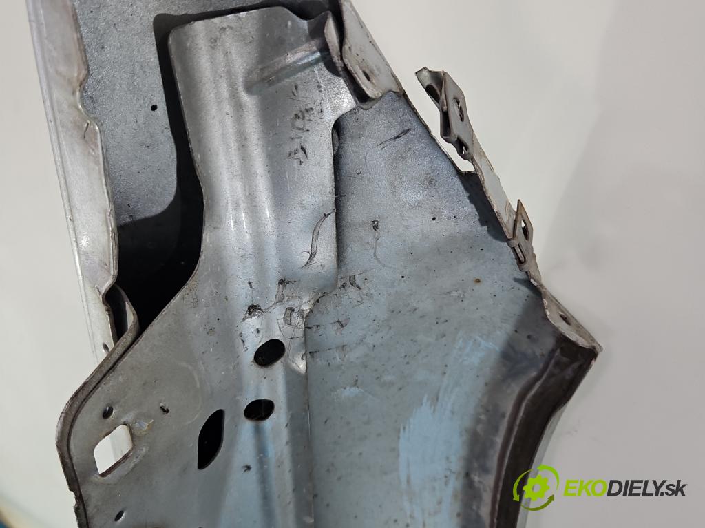 Mercedes CLS II C218 2010-2018 3.0 cdi (642853) 265KM automatic 195 kW 2987 cm3 4- blatnik přední levý  (Levý přední blatník)