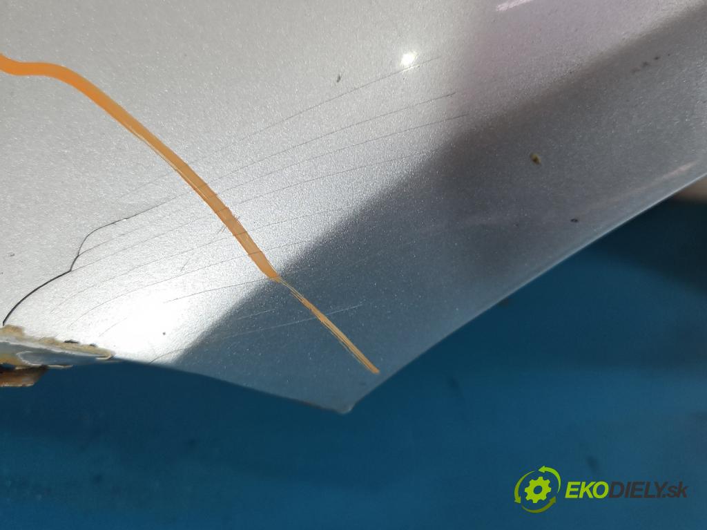 Mercedes CLS II C218 2010-2018 3.0 cdi (642853) 265KM automatic 195 kW 2987 cm3 4- blatnik přední levý  (Levý přední blatník)