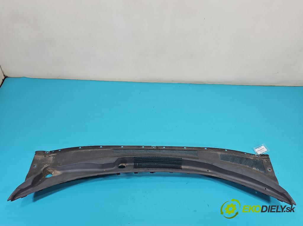 Kia Sportage II 2004-2010 2.0 16V 141 HP manual 104 kW 1975 cm3 5- torpédo 86150-1F000 (Torpédo (plast pod čelným sklom))