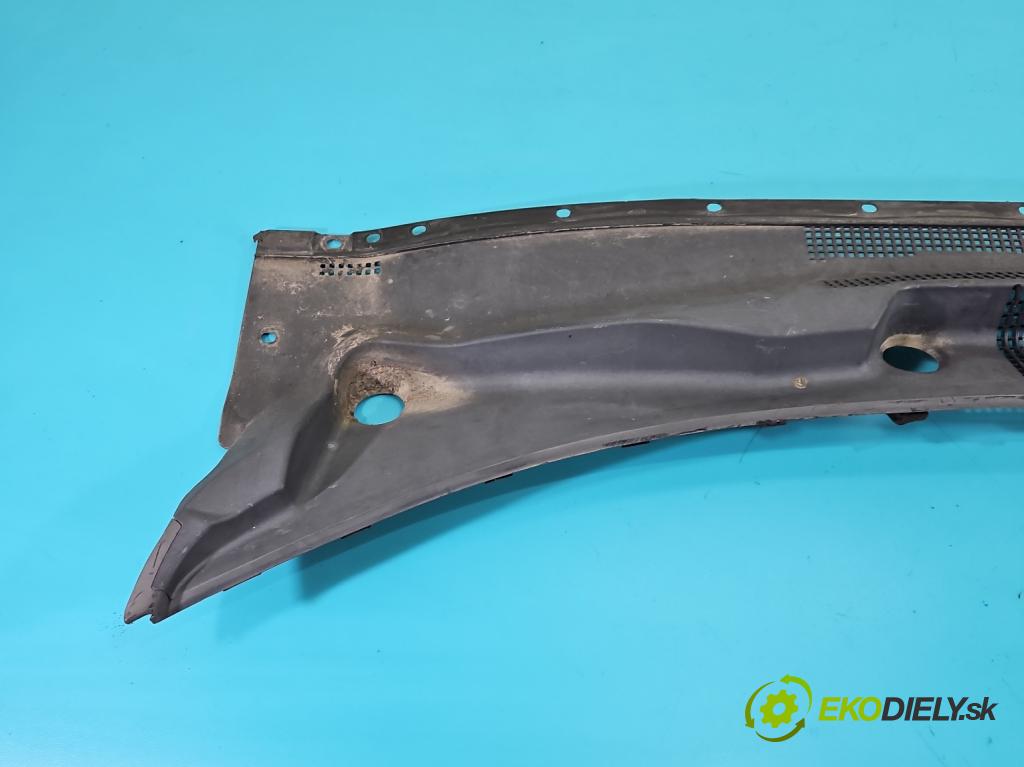 Kia Sportage II 2004-2010 2.0 16V 141 HP manual 104 kW 1975 cm3 5- torpédo 86150-1F000 (Torpédo (plast pod čelným sklom))