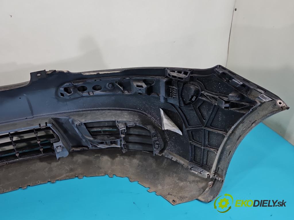 Vw Golf plus 1.9 tdi 105 hp manual 77 kW 1896 cm3 5- nárazník přední  (Klika dveří ostatní)