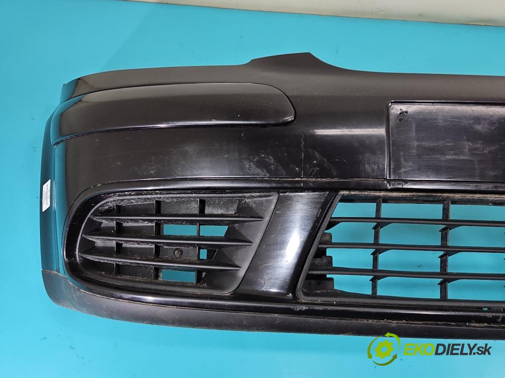 Vw Golf plus 1.9 tdi 105 hp manual 77 kW 1896 cm3 5- nárazník přední  (Klika dveří ostatní)