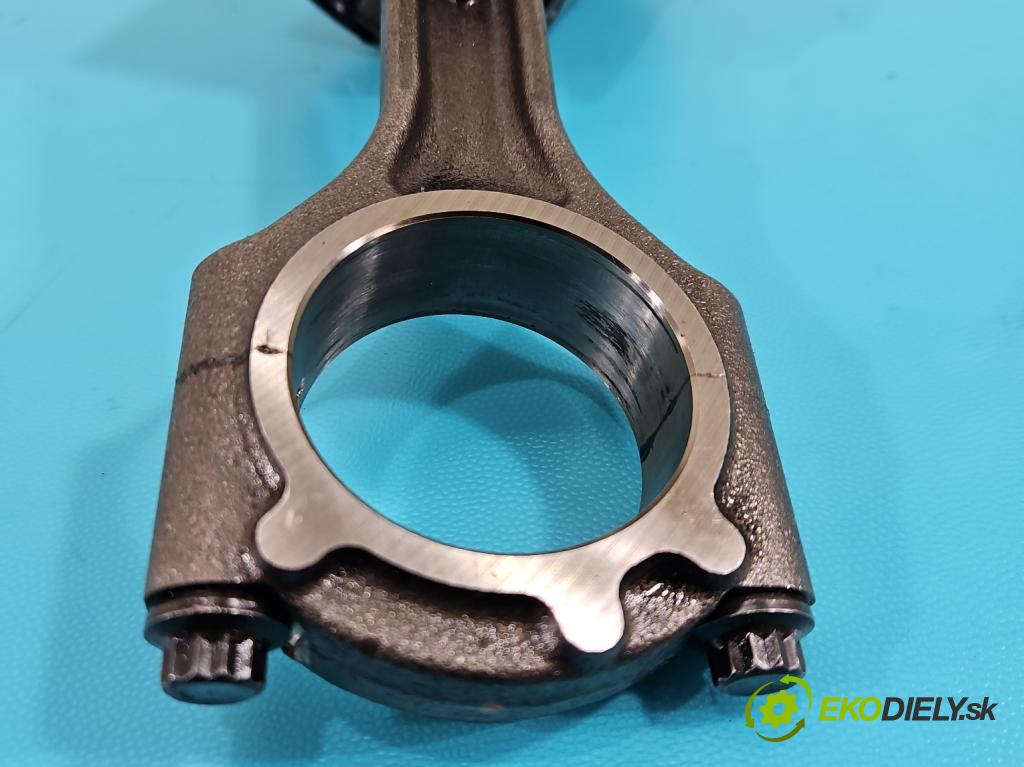 Kia Sorento III 2014-2020 2.0 crdi 185 HP automatic 136 kW 1999 cm3 5- piest  (Piest)