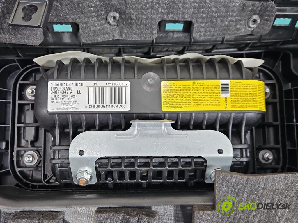 Mercedes CLS II C218 2010-2018 3.0 cdi (642853) 265KM automatic 195 kW 2987 cm3 4- kokpit,přistrojova deska