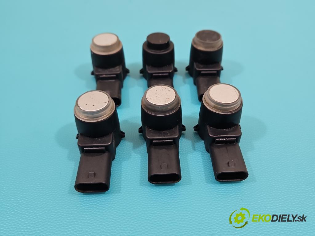 Mercedes CLS II C218 2010-2018 3.0 cdi (642853) 265KM automatic 195 kW 2987 cm3 4- snímač parkování A2125420018