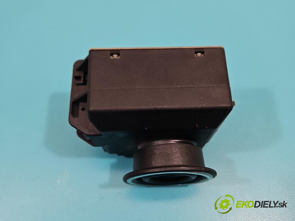 Mercedes CLS II C218 2010-2018 3.0 cdi 265KM automatic 195 kW 2987 cm3 4- Spínačka A2129055400 (Spínacia skrinka)