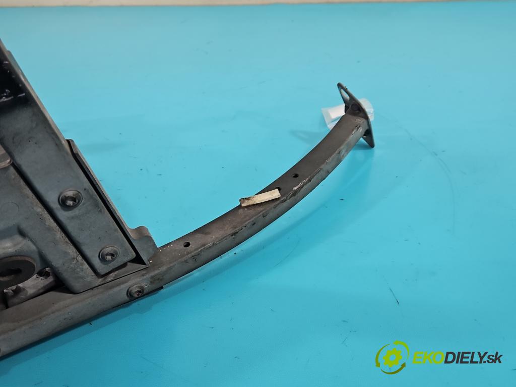 Audi A8 D3 2002-2009 3.0 tdi 232KM automatic 171 kW 2967 cm3 4- stěna přední 4E0821137E (Přední výztuha)