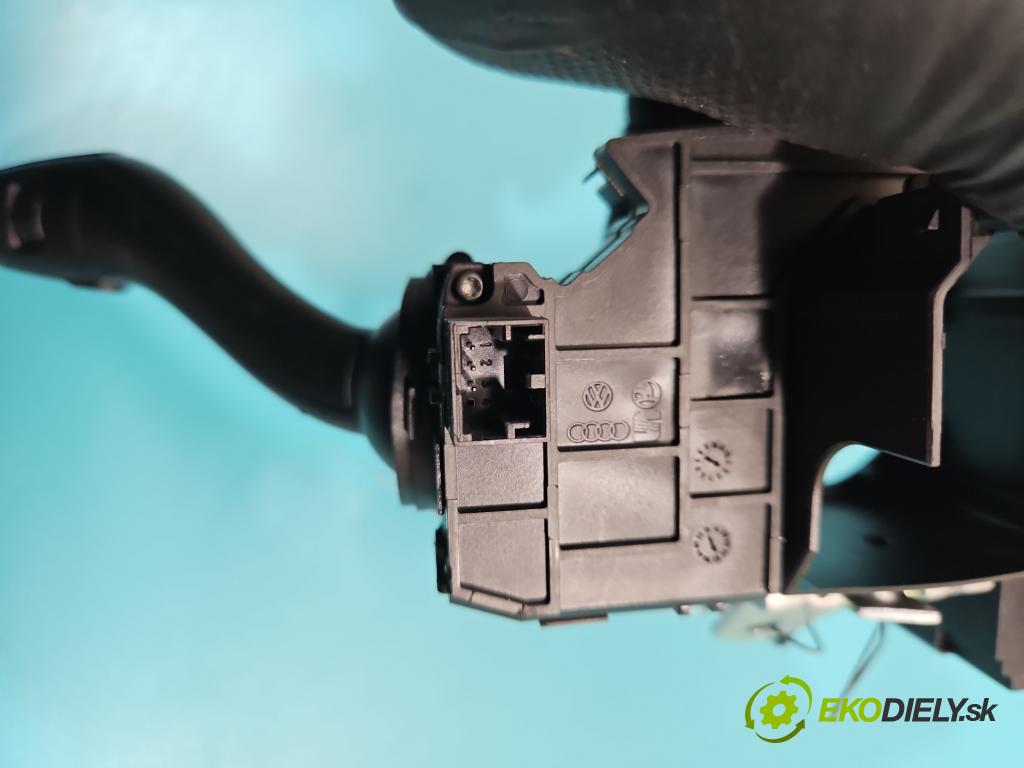 Audi A8 D3 2002-2009 3.0 tdi 232KM automatic 171 kW 2967 cm3 4- prepínač komplex: 4E0910549 (Prepínacie páčky pod volantom)