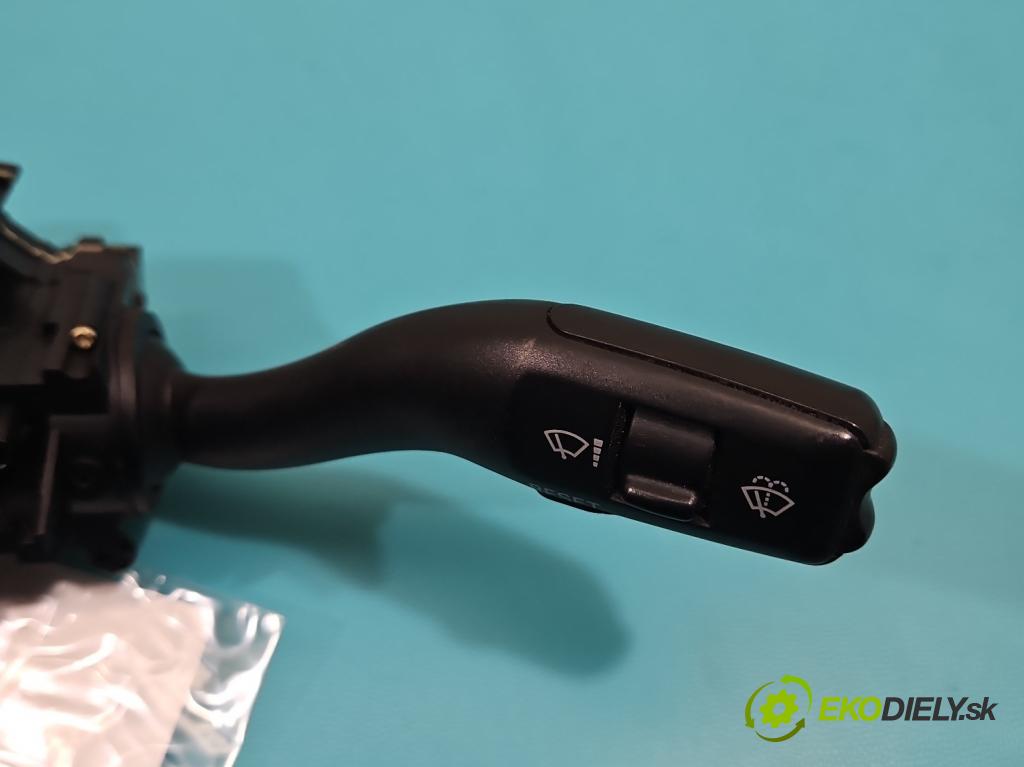 Audi A8 D3 2002-2009 3.0 tdi 232KM automatic 171 kW 2967 cm3 4- prepínač komplex: 4E0910549 (Prepínacie páčky pod volantom)