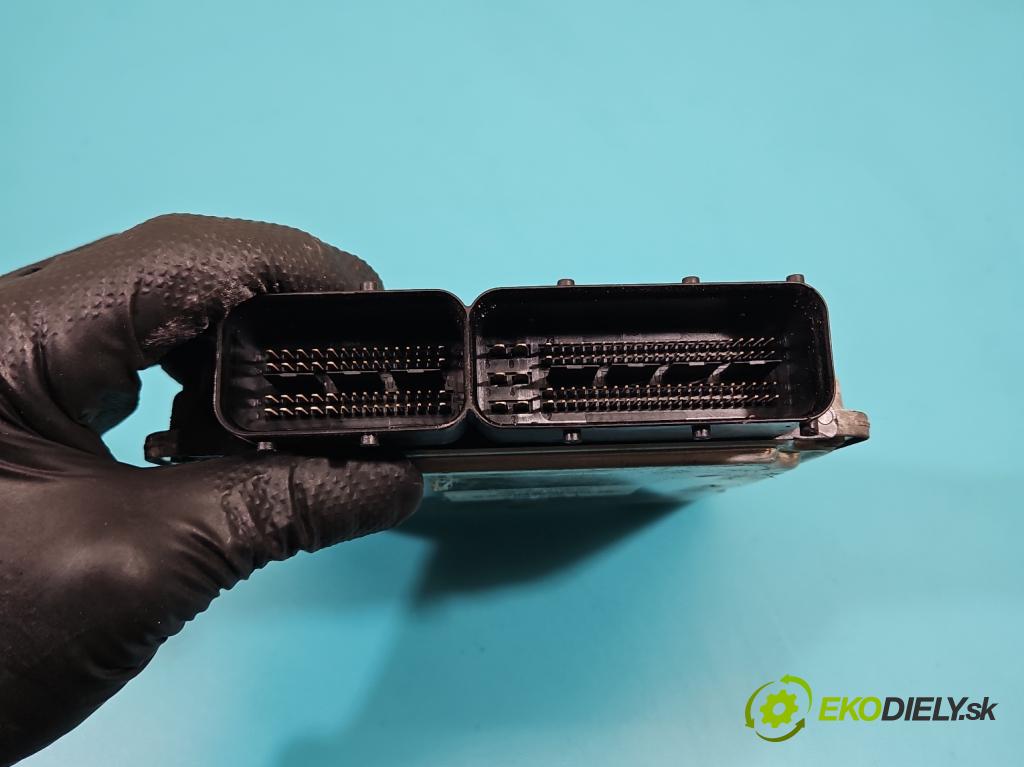 Audi A8 D3 2002-2009 3.0 tdi 232KM automatic 171 kW 2967 cm3 4- řídící jednotka motoru 0281012192